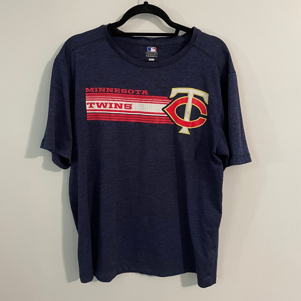 5 for $20: Minnesota Twins short sleeve shirt